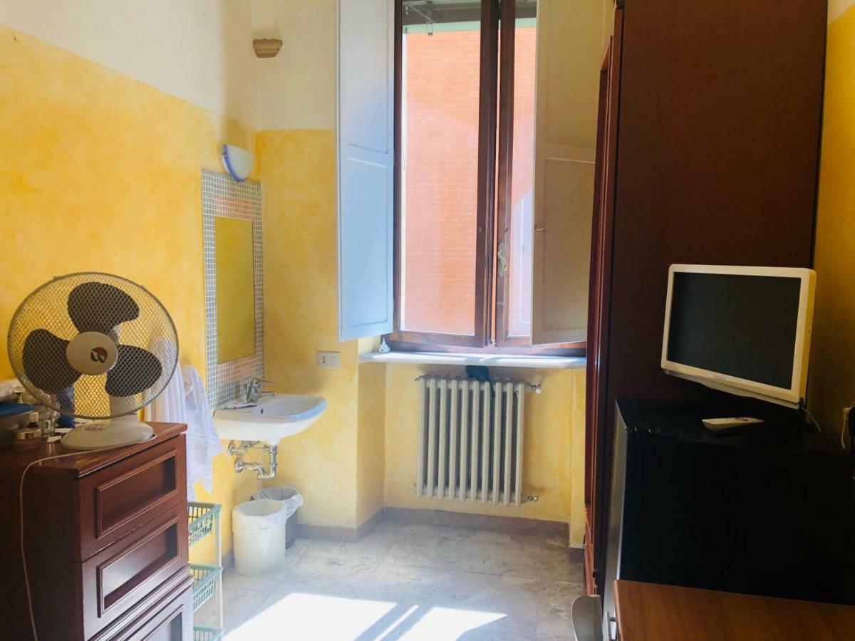 Hostelciompi Сієна Екстер'єр фото