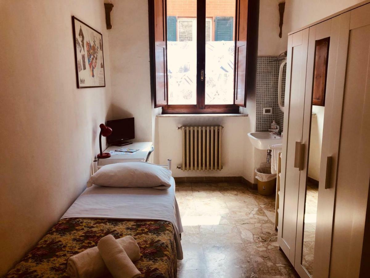 Hostelciompi Сієна Екстер'єр фото